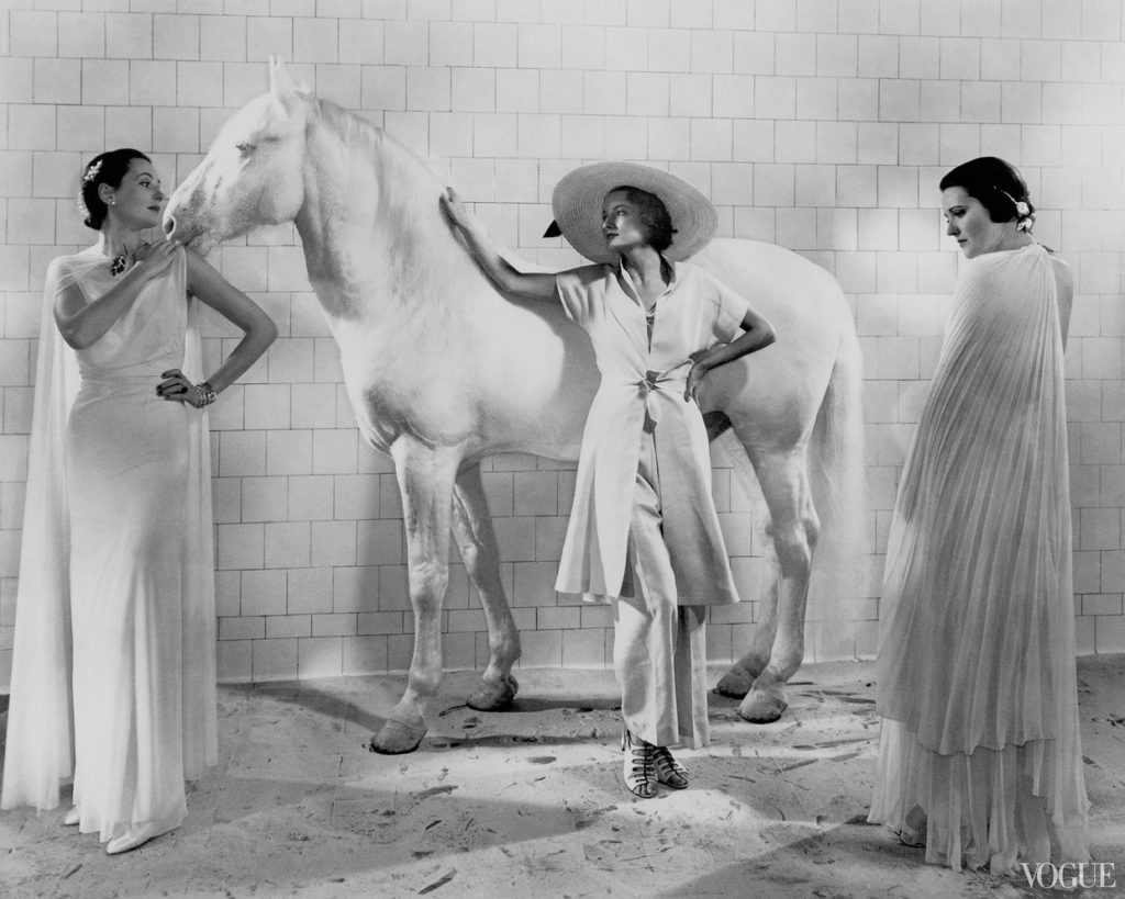 horses-in-vogue-02_153357684077